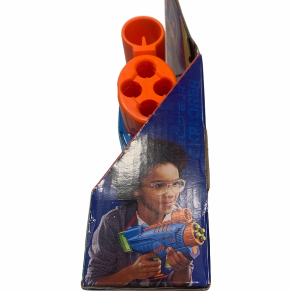 SOLD - 2x Hasbro Nerf Gun Easy Play Elite Jr Explorer Blaster with 8 Darts Toy - Picture 6 of 10